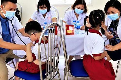 Năm học 2022-2023, mức đóng BHYT học sinh, sinh viên có thay đổi?