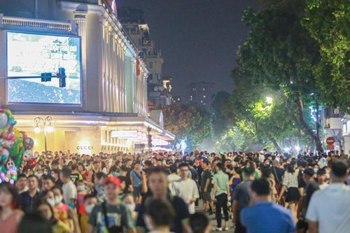 Các điểm vui chơi, giải trí tại Hà Nội đón lượng khách tăng đột biến dịp nghỉ lễ