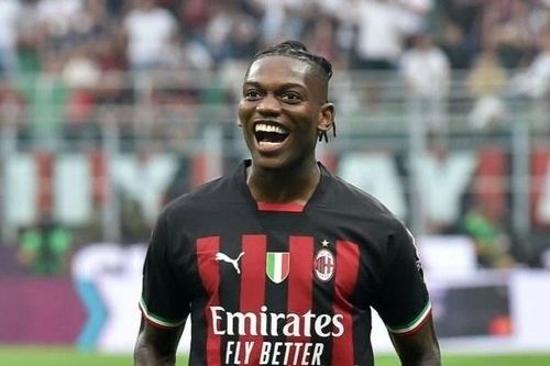 AC Milan đánh bại Inter sau màn rượt đuổi tỷ số