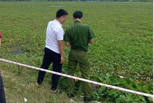 Điều tra vụ người đàn ông tử vong dưới mương nước ở Hà Nội
