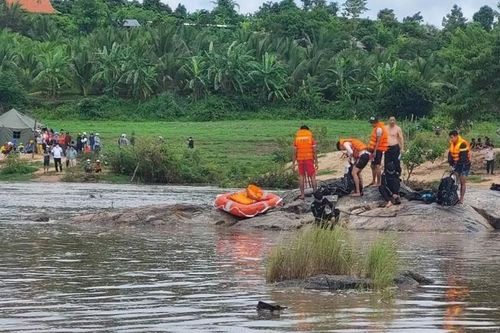 Tìm thấy thi thể học sinh lớp 9 ở Gia Lai bị đuối nước khi đi chơi thác