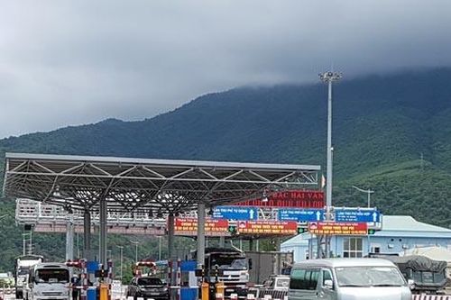 Trạm thu phí T2 trên quốc lộ 51 tiếp tục xả trạm