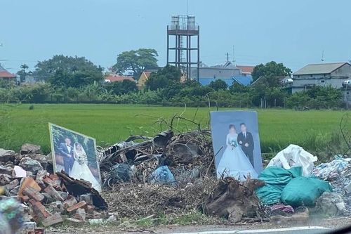 'Ngọt ngào đế mấy cũng tan thành mây', ảnh cưới bị vứt mà xót