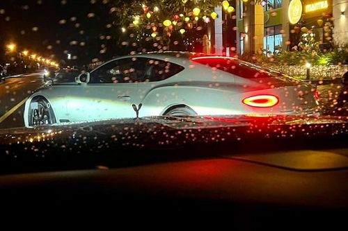 Cường Đô la khoe biển Bentley Continental hơn 20 tỷ do 'nóc nhà' bấm