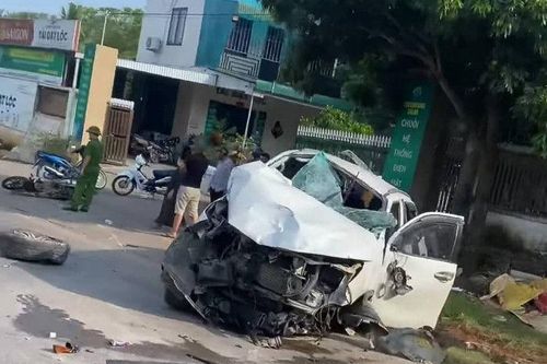 Ô tô phóng nhanh tông xe máy khiến 2 người tử vong