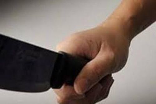 Khách bị chém trọng thương vì thiếu 20 nghìn mua cá viên chiên