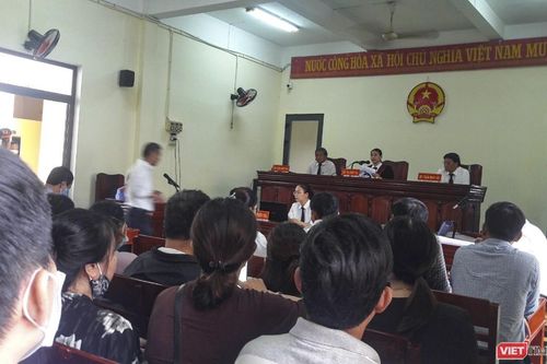 Phạt đến 1 triệu đồng nếu nhà báo không xuất trình thẻ khi tham dự phiên tòa