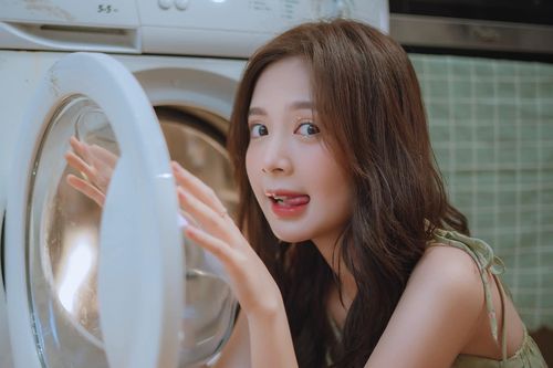 Vẻ đời thường trong trẻo của Ngọc Huyền 'Gara hạnh phúc'