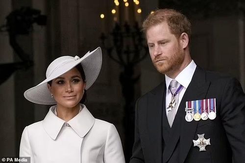 Meghan Markle bị gọi là ngôi sao hạng xoàng