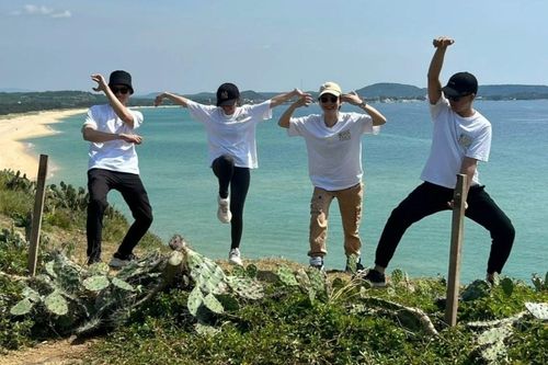 Nhóm bạn thân hơn 10 năm rủ nhau đi xuyên Việt