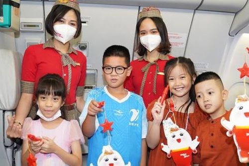Trung thu đặc biệt cùng Vietjet