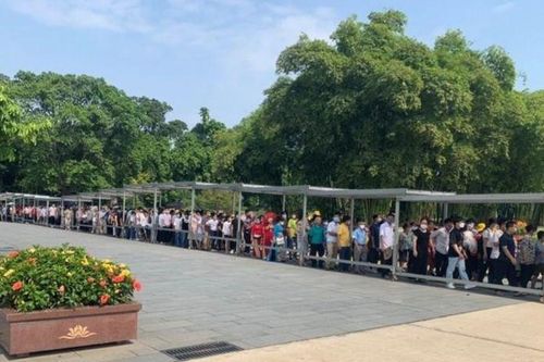 Hơn 73 nghìn lượt người vào Lăng viếng Bác dịp lễ Quốc khánh 2/9