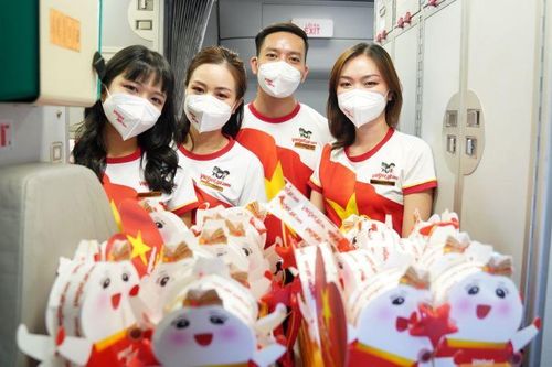 Đón Trung thu đặc biệt cùng Vietjet với lồng đèn máy bay Amy khắp bốn phương