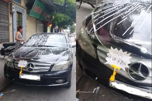 2 cô gái 'xử đẹp' màn đỗ xe ngang ngược làm netizen tranh cãi