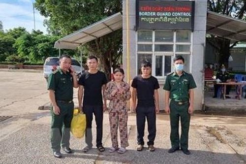 Phía sau giấc mộng đổi đời bên kia biên giới
