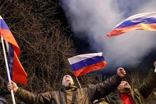 Quan chức Ukraine dọa bỏ tù người tham gia trưng cầu dân ý sáp nhập Nga