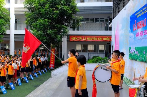Sáng nay, hơn 1.500 trường học của Nghệ An chính thức khai giảng