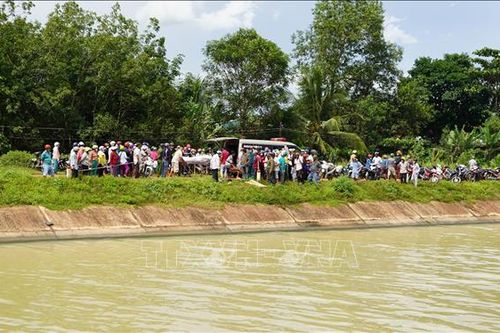 Tây Ninh: Đã tìm thấy thi thể 3 mẹ con trong vụ nghi vấn nhảy kênh tự tử