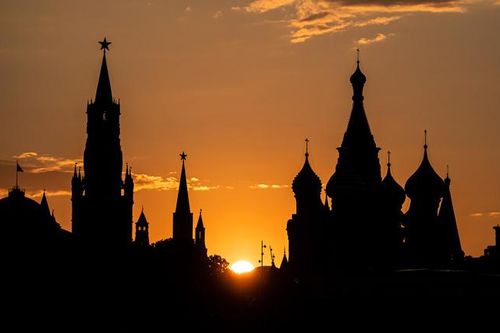 Phát ngôn viên Điện Kremlin bình luận về biện pháp trừng phạt Nga của phương Tây