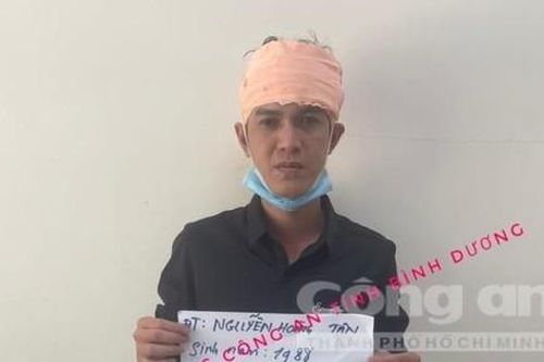 Thanh niên đâm chết tình địch vì ghen tuông tại phòng cô gái đã ra đầu thú