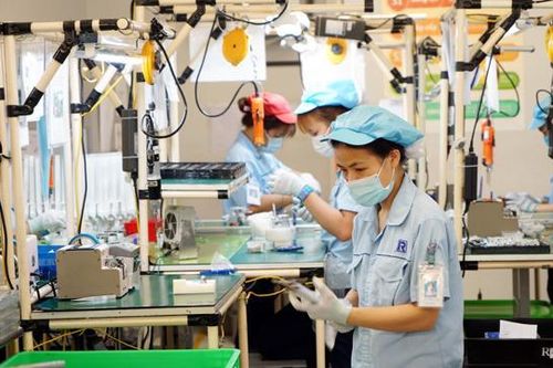 Việt Nam hấp dẫn các 'đại bàng' FDI