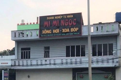 Khởi tố 2 cha con mua bán người vào cơ sở massage ở Đồng Nai