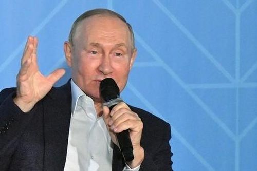 Tổng thống Putin nói Nga 'mới thực sự là đất nước Mặt trời mọc'