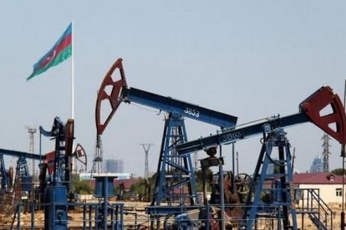 Giá dầu của Azerbaijan tăng lên gần 100 USD