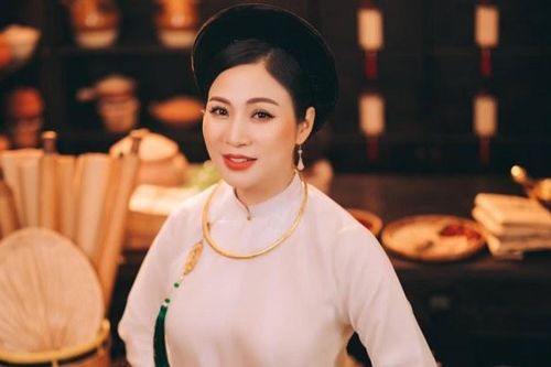 Vũ Như Nguyệt: Từ ca sĩ Bolero lấn sân làm Tiktoker và cái kết bất ngờ