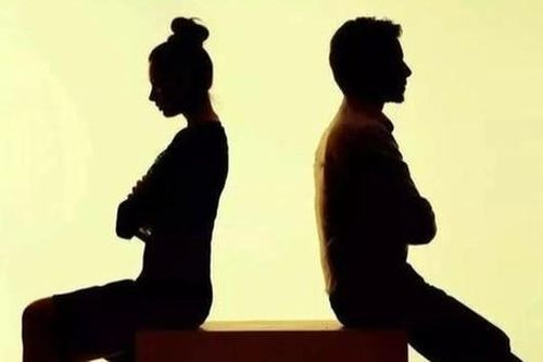 Bí mật giấu kín của người vợ 3 năm không làm việc nhà