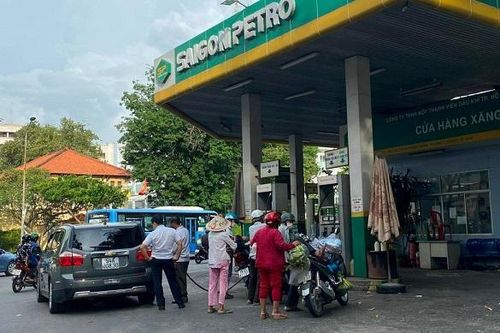 Bộ Công Thương: Phạt hơn 13 tỷ đồng 18 doanh nghiệp, tạm chưa rút giấy phép 5 đầu mối xăng dầu vi phạm