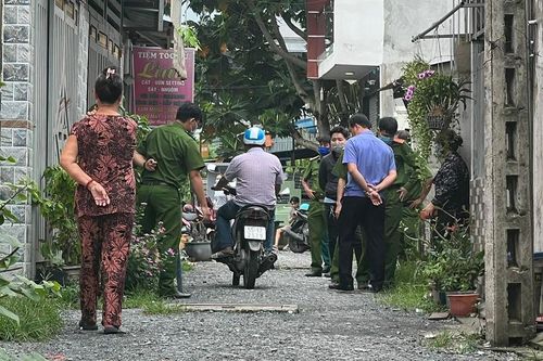 Người đàn ông đầu thú sau khi sát hại nhân tình ở TP.HCM