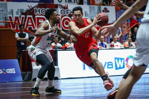 Justin Young gây thất vọng ở VBA 2022