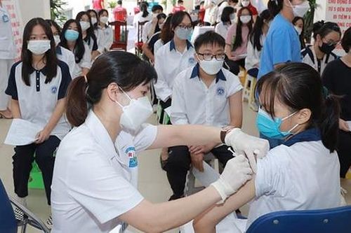 Rất cần sự đồng thuận của người dân để tiếp tục tăng nhanh tỉ lệ bao phủ vaccine COVID-19