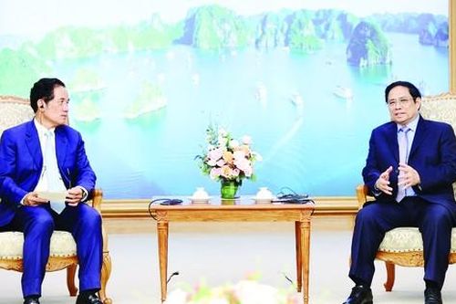 Việt Nam luôn coi trọng và dành ưu tiên cao cho quan hệ với Campuchia
