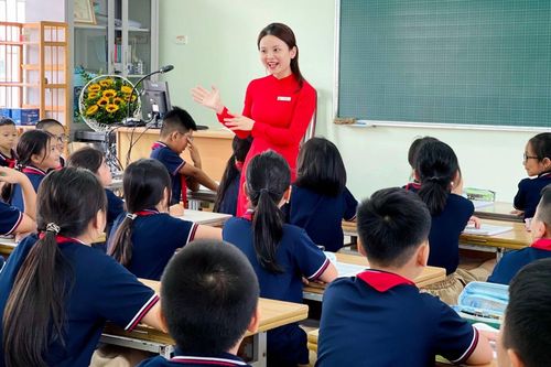 Khéo léo 'chuyển tiếp' giúp trò bắt nhịp năm học mới