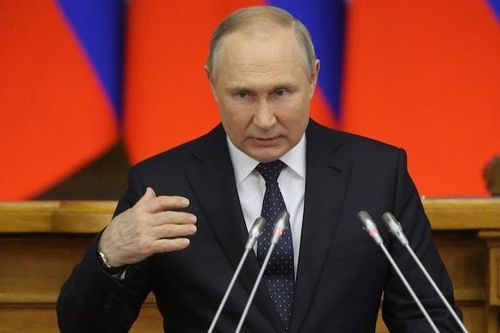 Tổng thống Putin cho rằng niềm tin vào đồng đô la bị xói mòn