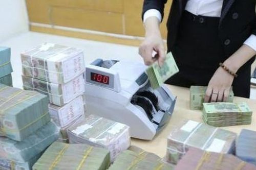 Vợ một cảnh sát hình sự bị khởi tố về hành vi lừa đảo