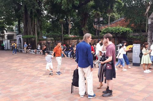 Tạo dựng sản phẩm mới, cách làm mới để thu hút khách quốc tế