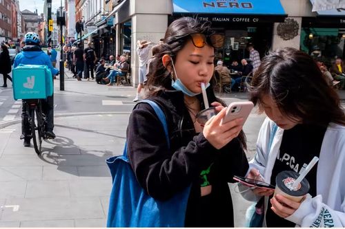 Apple lấn sân sang ngành quảng cáo, đe dọa tới thị phần của Facebook và Google