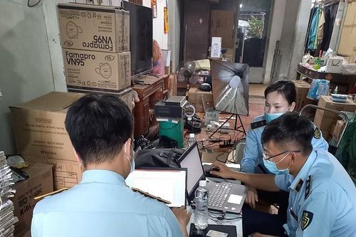 Quản lý thị trường Tây Ninh: Phát hiện và tạm giữ 50.000 khẩu trang không rõ nguồn gốc