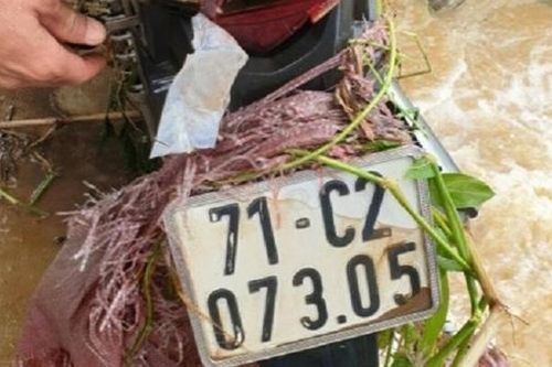 Một người bị lũ cuốn mất tích khi đi ăn cưới