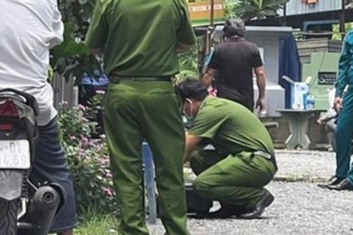 Sát hại người tình già rồi đầu thú