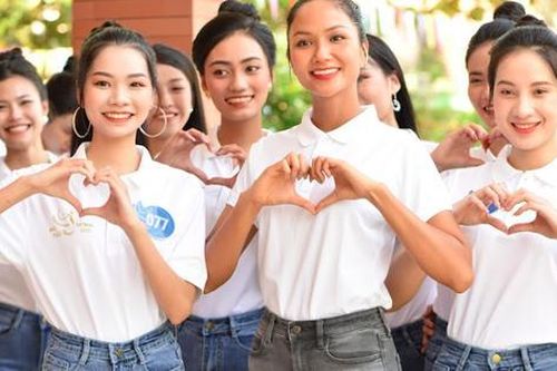 Bị phạt 55 triệu ngay trước thềm Chung kết, BTC Hoa hậu Hòa bình Việt Nam nói gì?