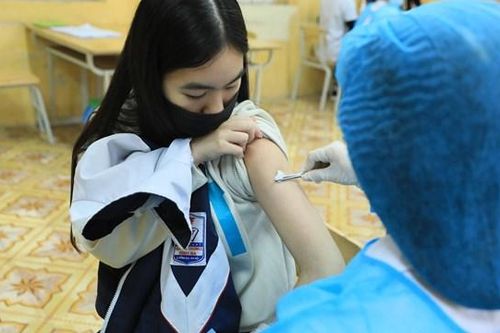 Phòng ngừa Covid-19: Khẩn trương tiêm vaccine mũi 3, 4