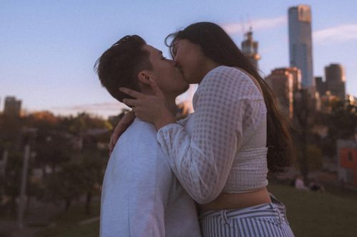 Tình phí chưa bao giờ đắt như vậy