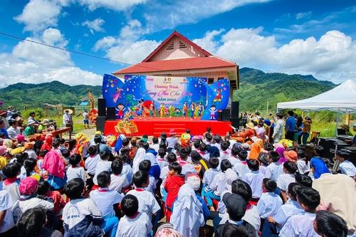 Quảng Ngãi: Ấm áp trung thu dành cho thiếu nhi