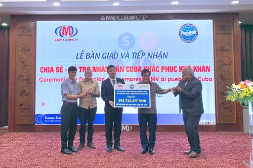 Hỗ trợ nhân dân Cuba khắc phục hậu quả sự cố cháy dầu