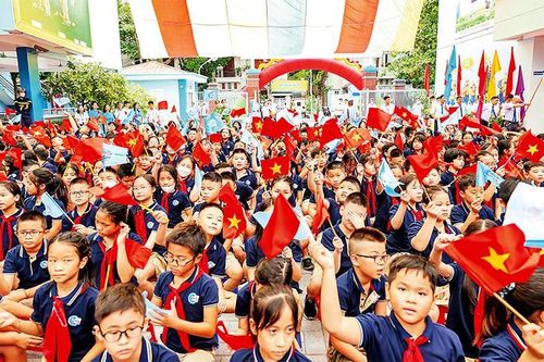 Cảm xúc ngày khai trường