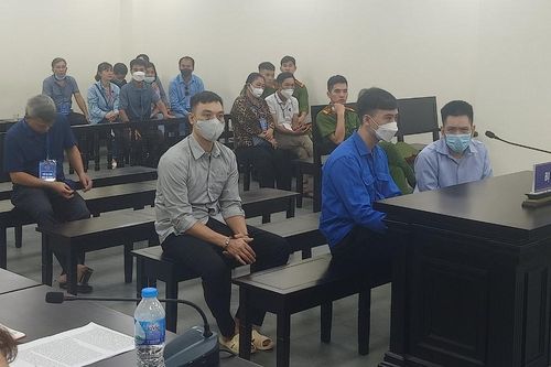 Chi tiền tỉ cứu con thoát án tử!